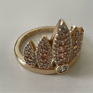 Henri Bendel Feather Crown Ring! Size 7!